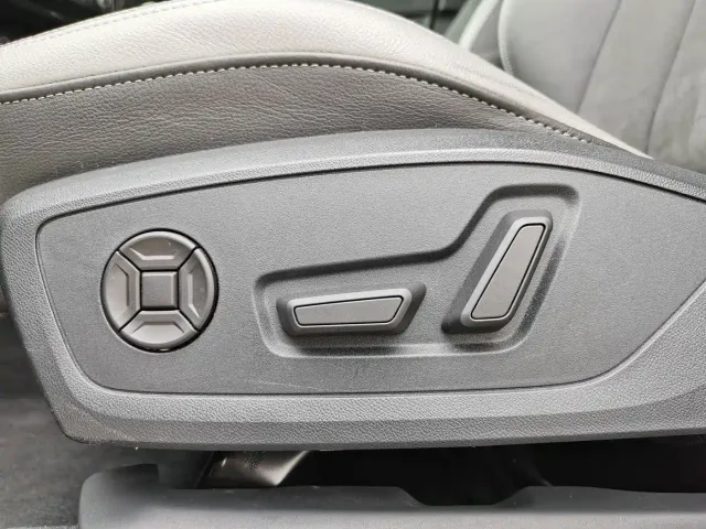 Audi Q3 — Фото автомобиля 14