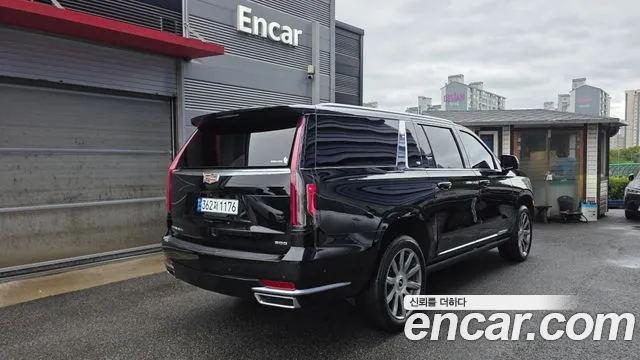 Cadillac Escalade Escalade 5 поколение — Фото автомобиля 2