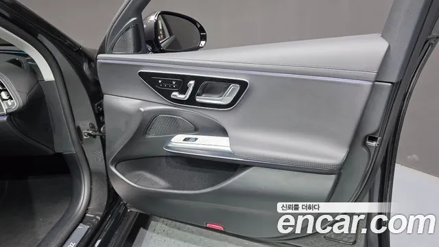 Mercedes-Benz E-Class W214 — Фото автомобиля 24
