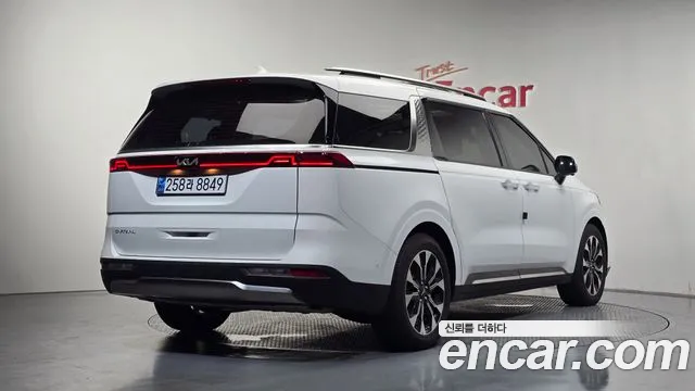 Kia Canival Carnival 4 поколение Бензин 9 мест Signature — Фото автомобиля 2
