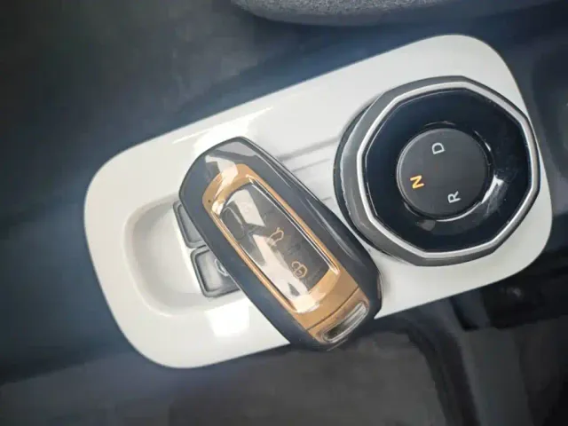 Geely Panda — Фото автомобиля 8