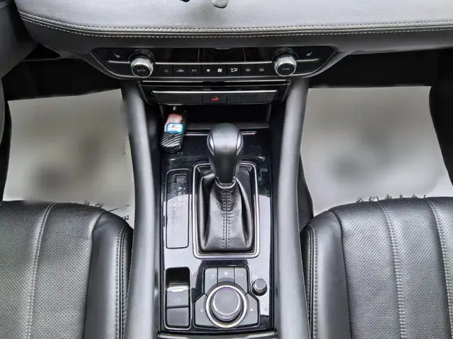 Mazda Atenza 2021 Model 2.5L Blue Sky Sport Edition — Фото автомобиля 12