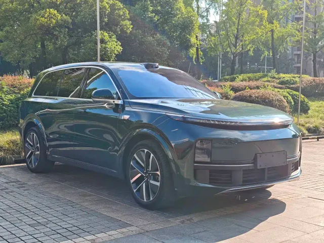 Li Auto L9 — Фото автомобиля 3