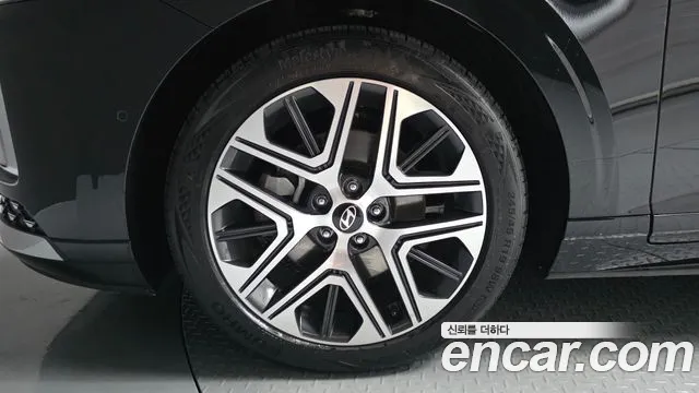 Hyundai Grandeur GN7 — Фото автомобиля 5