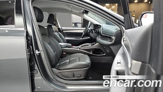 Hyundai Grandeur New — Фото автомобиля 26