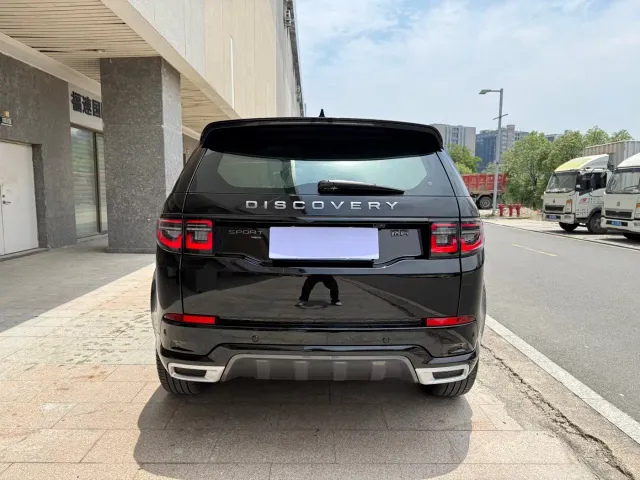 Land Rover Discovery Sport — Фото автомобиля 7