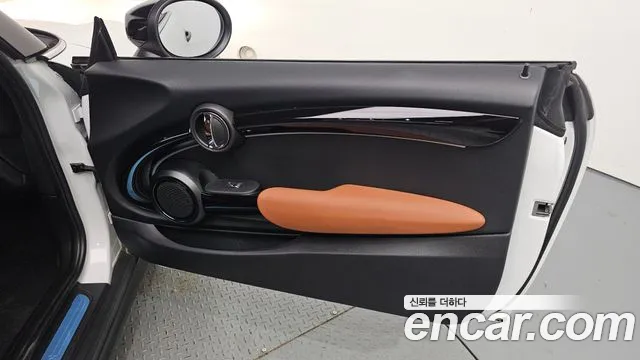 Mini Cooper — Фото автомобиля 25