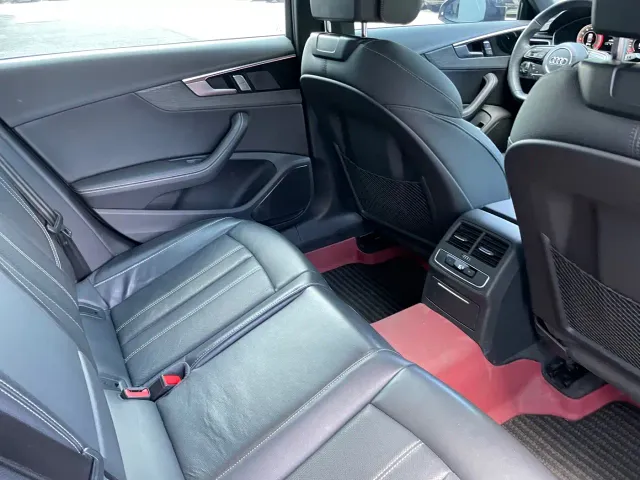 Audi A4L — Фото автомобиля 18