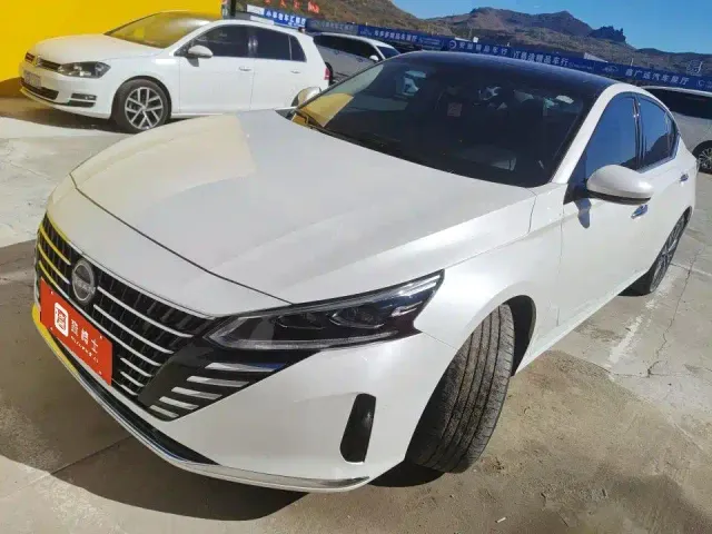 Фотография автомобиля — Nissan Teana
