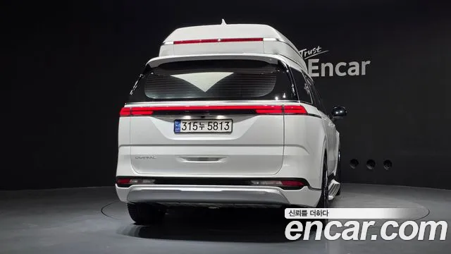 Kia Carnival 4th Gen — Фото автомобиля 4