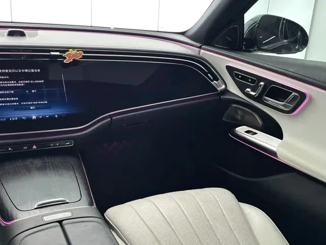 Mercedes-Benz E-Class — Фото автомобиля 6