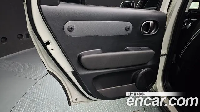 Hyundai Casper Electric — Фото автомобиля 14