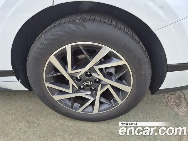 Hyundai Grandeur Grandeur (GN7) 2.5 Бензин 2WD — Фото автомобиля 7