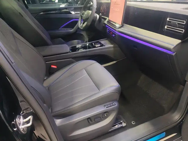 Volkswagen Tiguan L — Фото автомобиля 13