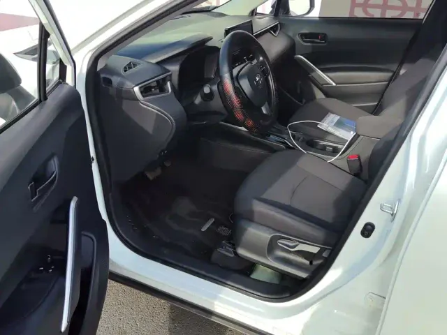 Toyota Corolla Cross — Фото автомобиля 9