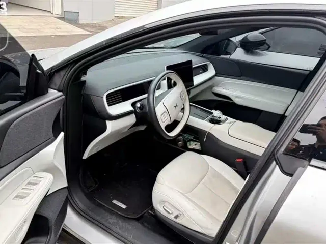 Xpeng G6 — Фото автомобиля 5