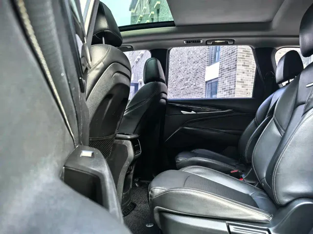 Maxus EUNIQ 5 — Фото автомобиля 22