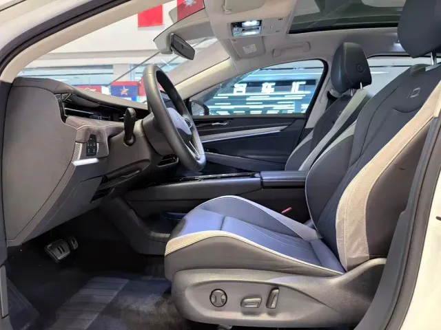 Volkswagen ID.7 Vizzion — Фото автомобиля 4