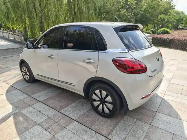Wuling Bingo — Фото автомобиля 7