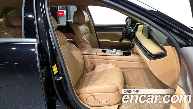 Genesis G90 Бензин 3.5 турбо AWD — Фото автомобиля 10