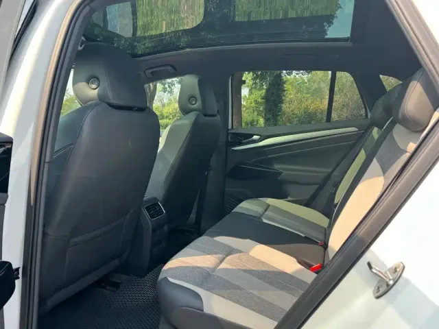 Volkswagen ID.4 Crozz — Фото автомобиля 8