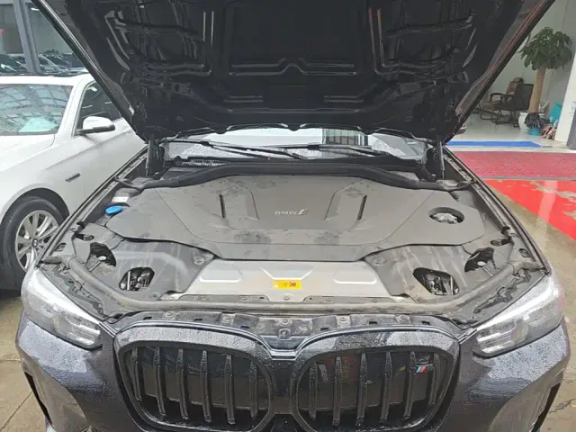 BMW iX3 — Фото автомобиля 19