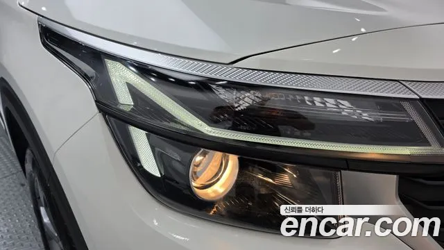 Kia Seltos Бензин 1.6 турбо 2WD — Фото автомобиля 22