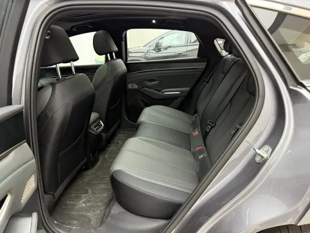 BYD Qin L — Фото автомобиля 12