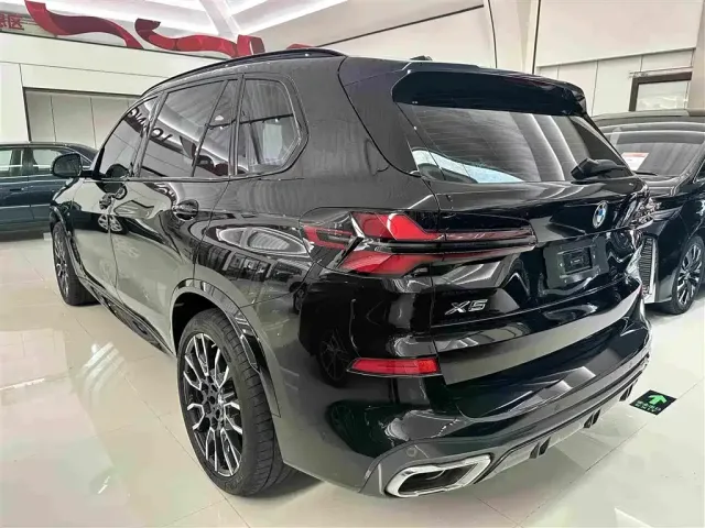 BMW X5 — Фото автомобиля 19