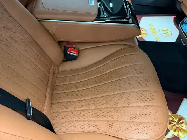 Mercedes-Benz S-Class — Фото автомобиля 10
