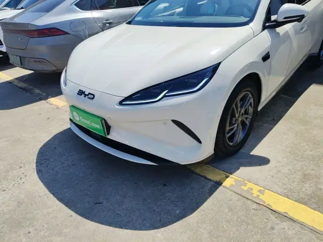 BYD Seal 06 — Фото автомобиля 23