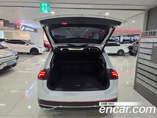 Volkswagen Tiguan Tiguan 2 поколение 2.0 TDI Prestige — Фото автомобиля 6