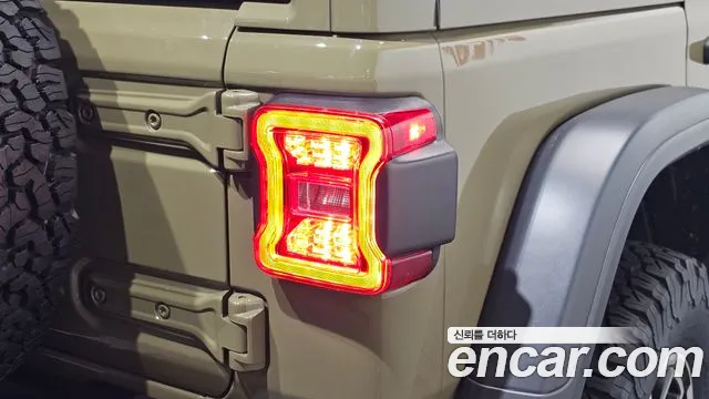 Jeep Wrangler Wrangler (JL) — Фото автомобиля 19