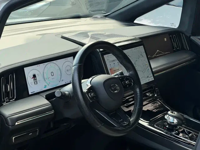 GAC Trumpchi M8 — Фото автомобиля 21