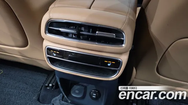 Genesis GV80 — Фото автомобиля 19