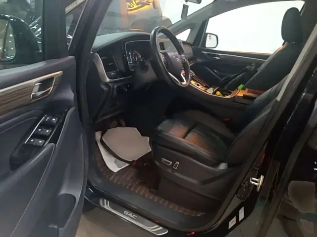 GAC Trumpchi M8 — Фото автомобиля 14