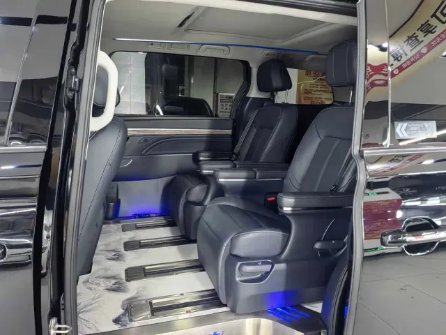 GAC Trumpchi M8 — Фото автомобиля 11