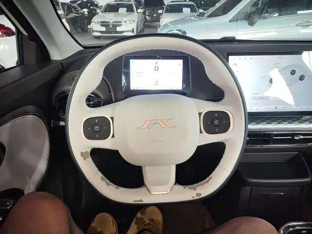 JAC Yiwei 3 — Фото автомобиля 10