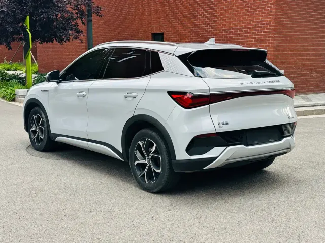 BYD Yuan PLUS — Фото автомобиля 7