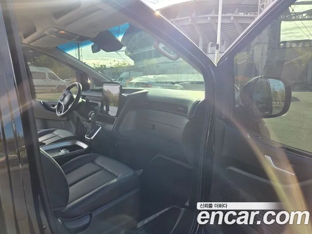 Hyundai Staria — Фото автомобиля 13