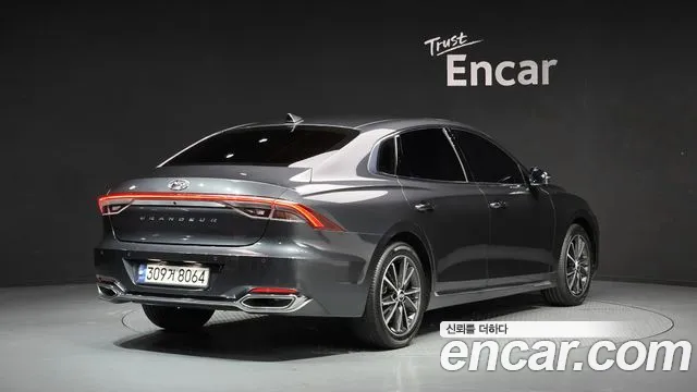 Hyundai Grandeur Новый Grandeur IG — Фото автомобиля 2