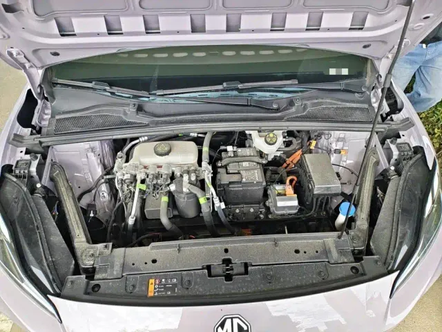 MG 4 EV — Фото автомобиля 16