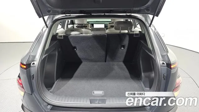 Hyundai Kona Kona (SX2) Бензин 1.6 Turbo 4WD — Фото автомобиля 17