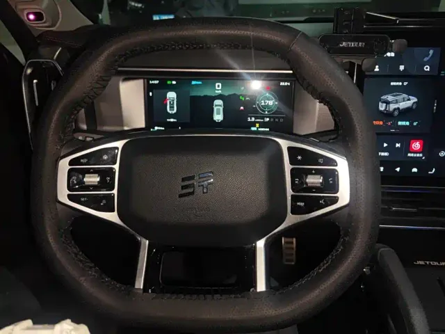 Jetour T2 — Фото автомобиля 15