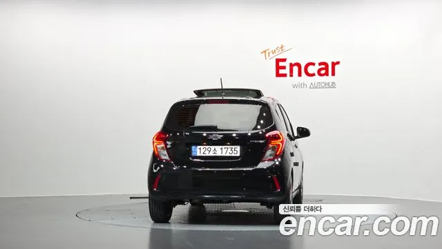 Chevrolet Spark — Фото автомобиля 3