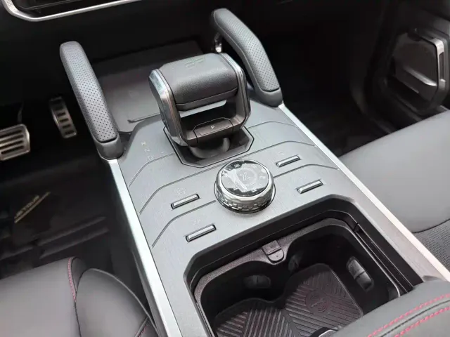 Jetour T2 — Фото автомобиля 7