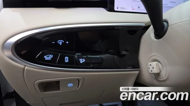 Genesis GV70 — Фото автомобиля 26