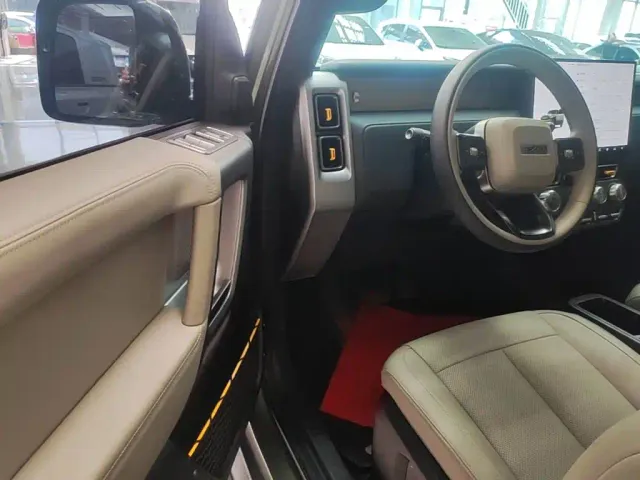 iCAR V23 — Фото автомобиля 15