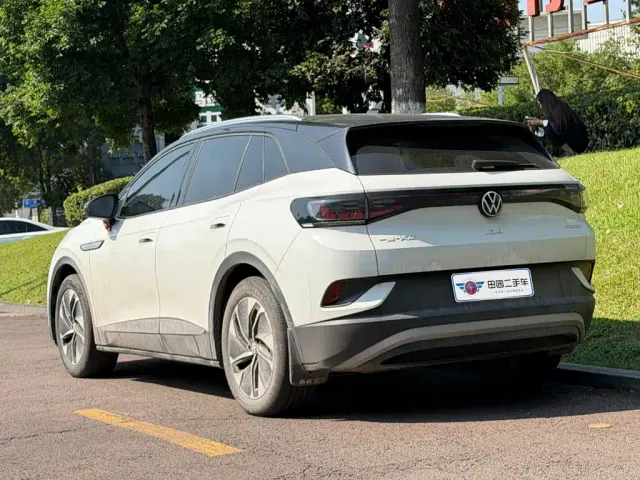 Volkswagen ID.4 Crozz — Фото автомобиля 4