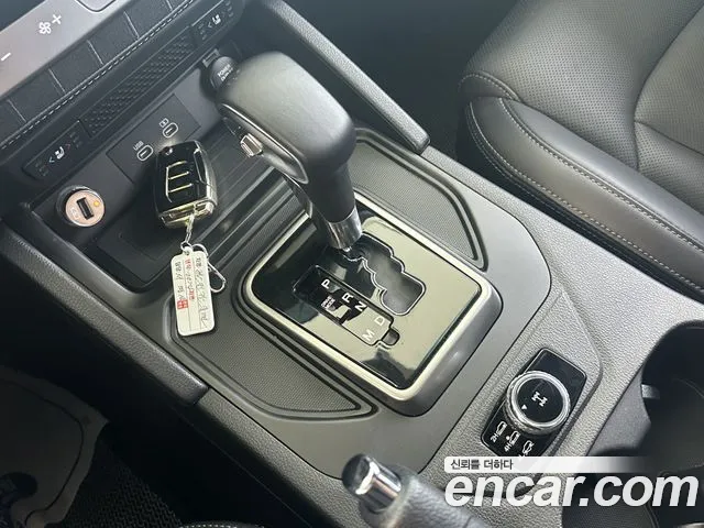 KG_Mobility_Ssangyong Rexton Новый Rexton Sport Khan Дизель 2.2 4WD — Фото автомобиля 16